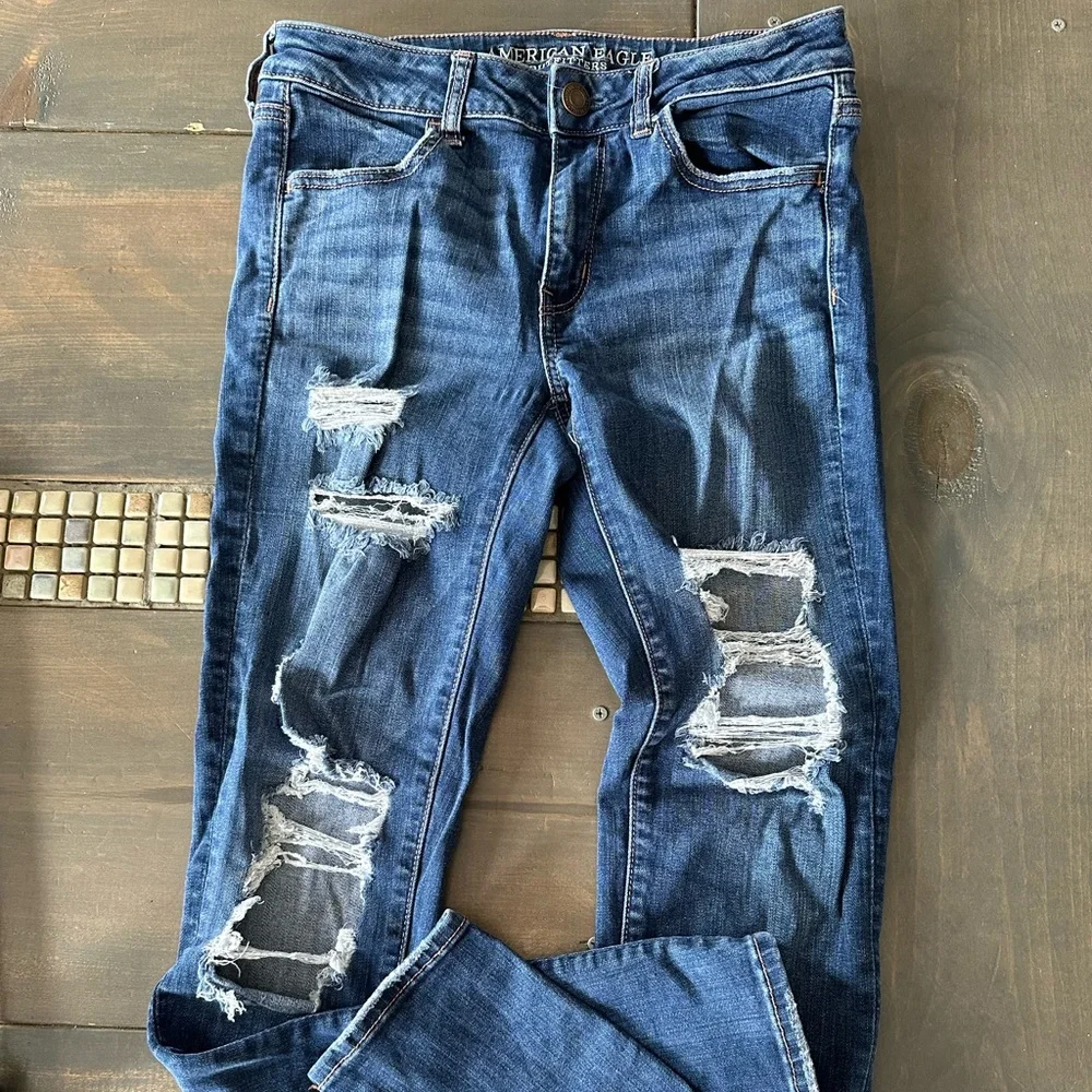 American Eagle highly distressed Jeggings - size 8 long - Picture 1 of 8